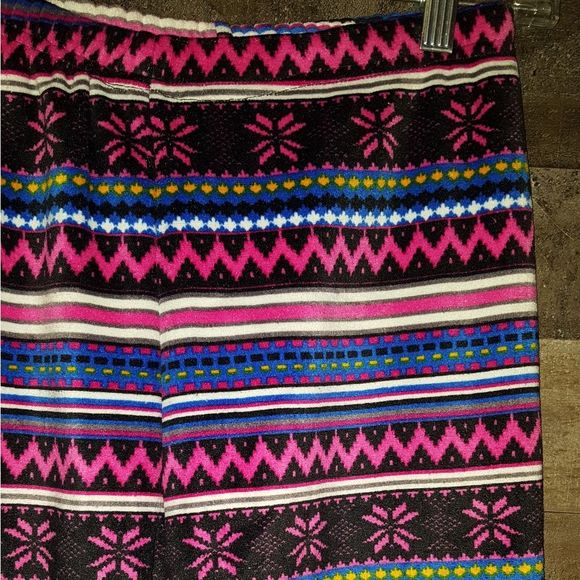 ❤️5/$25 🌟NWT body slim colorful multi color leggings - Picture 2 of 5